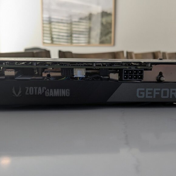 GeForce RTX 3060 - Picture 5 of 8